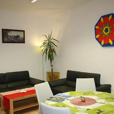 Apartment Golden Lion Deluxe City *